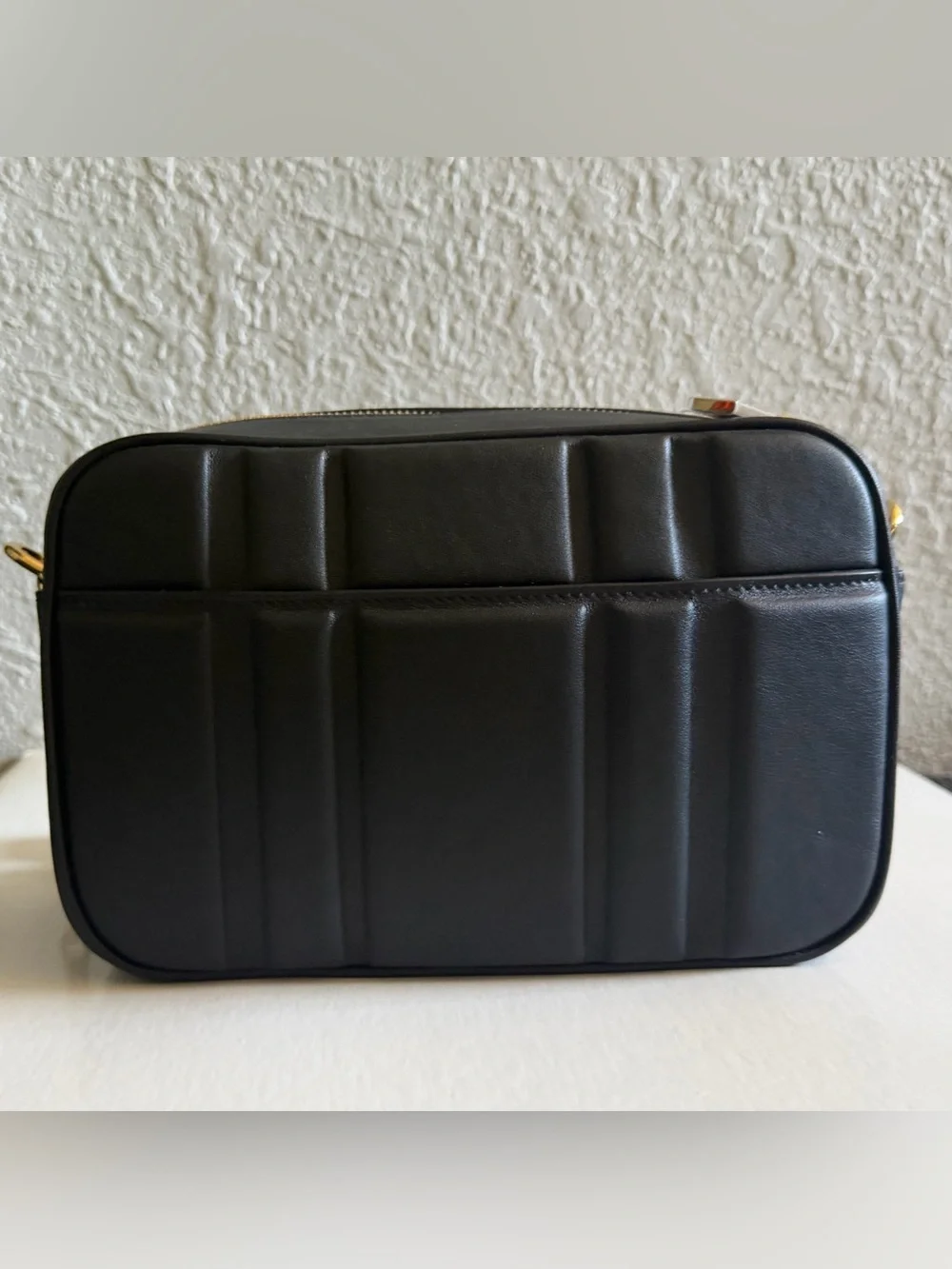 NWT FERRAGAMO CC Embosse Quilted Leather Crossbody